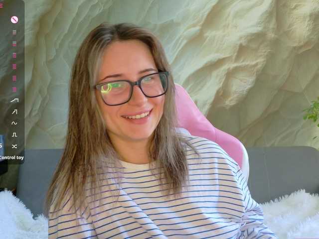 Unearthly live cam preview