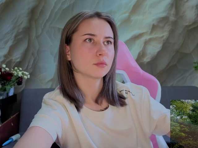 Alisa21-1 live cam on BongaCams