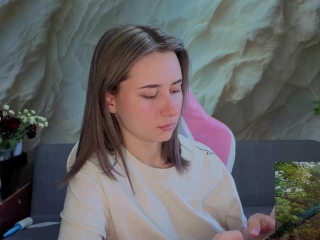 Alisa21-1 live cam on BongaCams