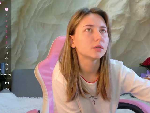 Alisa21-1 live cam on BongaCams