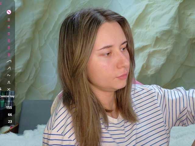 Alisa21-1 live cam on BongaCams