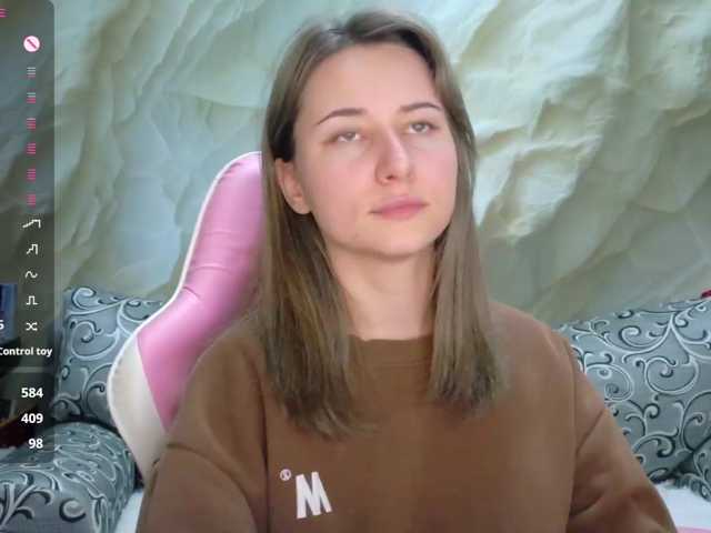Alisa21-1 live cam on BongaCams