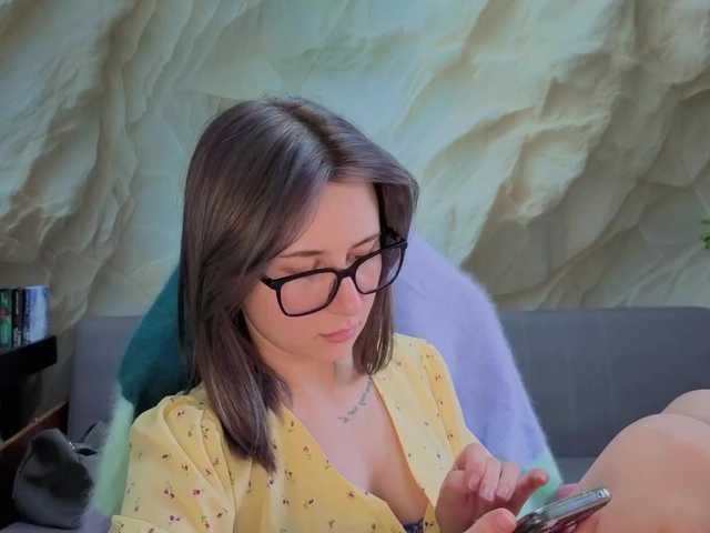 Alisa21-1 mature live cam