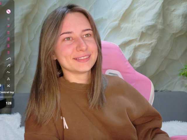 Alisa21-1 live cam on BongaCams