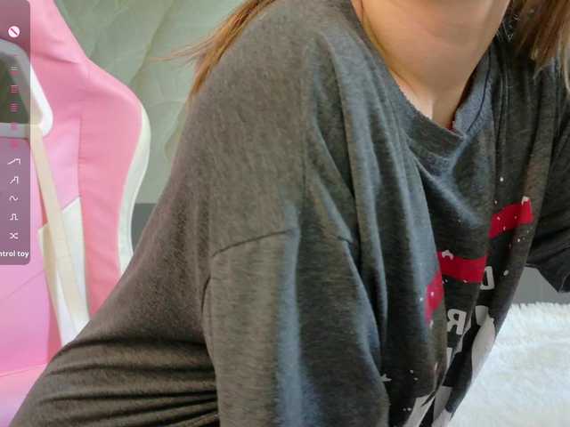 Alisa21-1 live webcam show