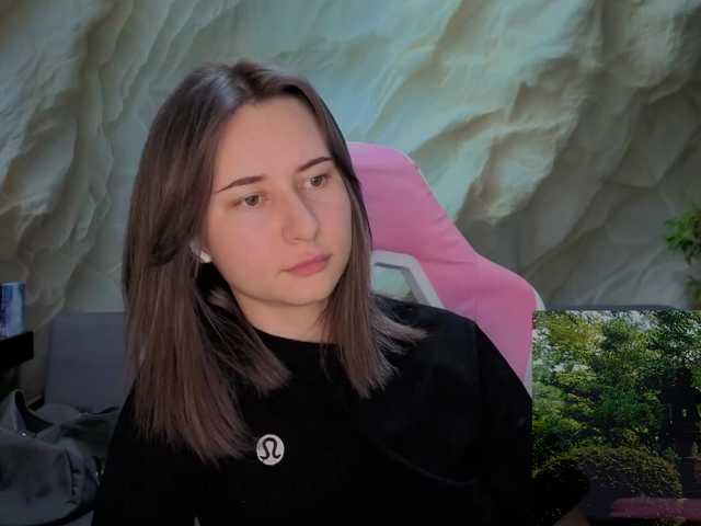 Alisa21-1 live cam on BongaCams
