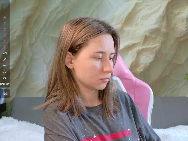 Alisa21-1 live cam on BongaCams