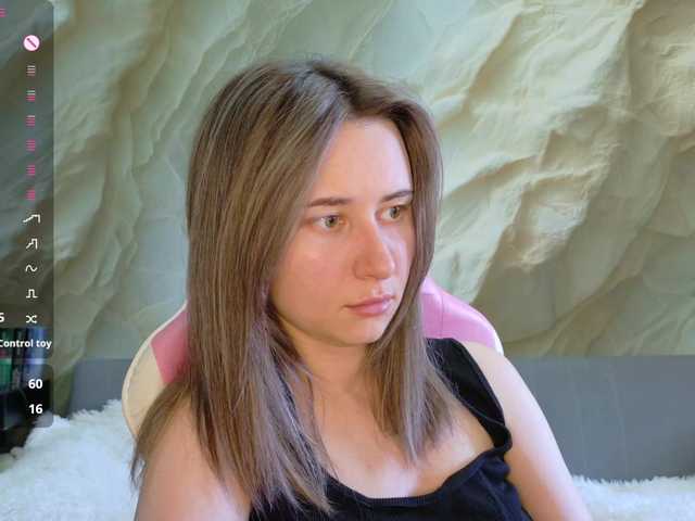 Alisa21-1 live cam on BongaCams