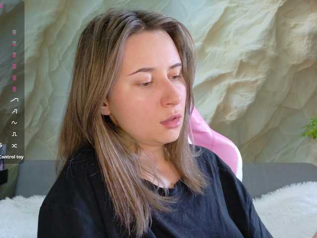 Alisa21-1 live cam on BongaCams