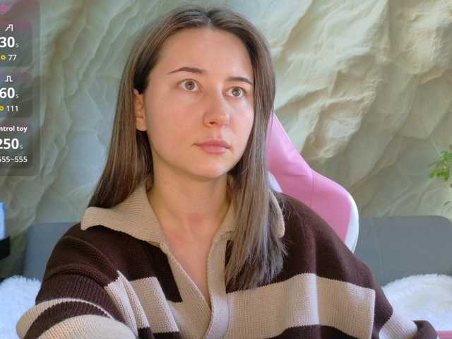 Alisa21-1 live cam on BongaCams
