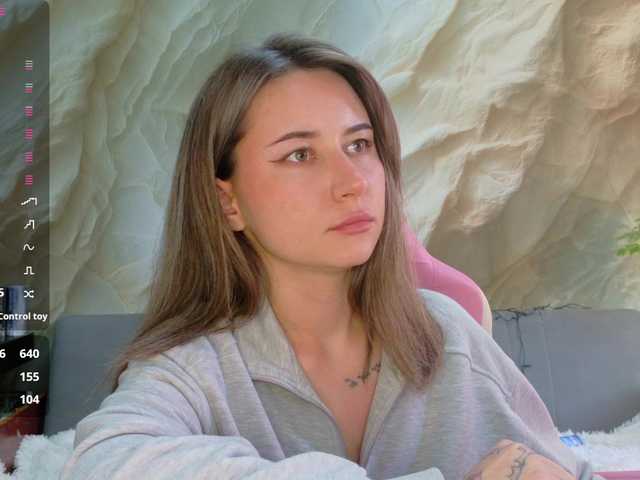 Alisa21-1 live cam on BongaCams