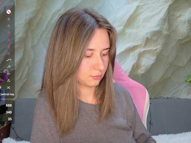 Alisa21-1 live cam on BongaCams