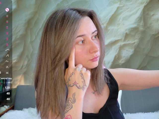 Alisa21-1 live cam on BongaCams