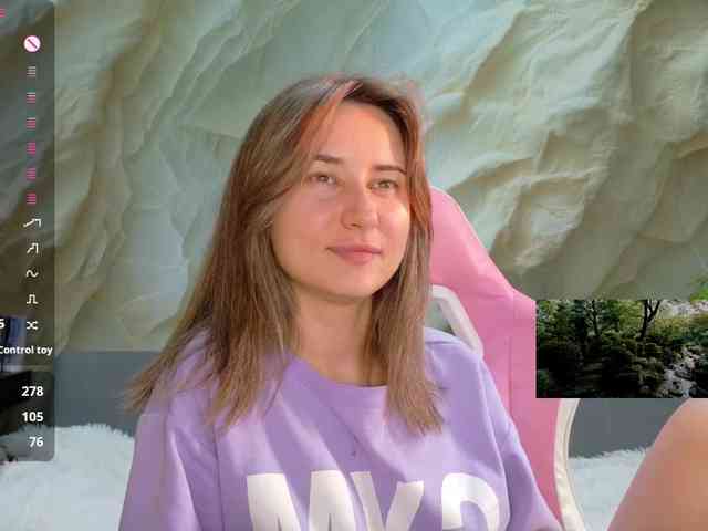 Alisa21-1 Live Webcam on BongaCams