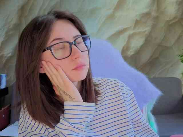 Alisa21-1 Live Webcam on BongaCams