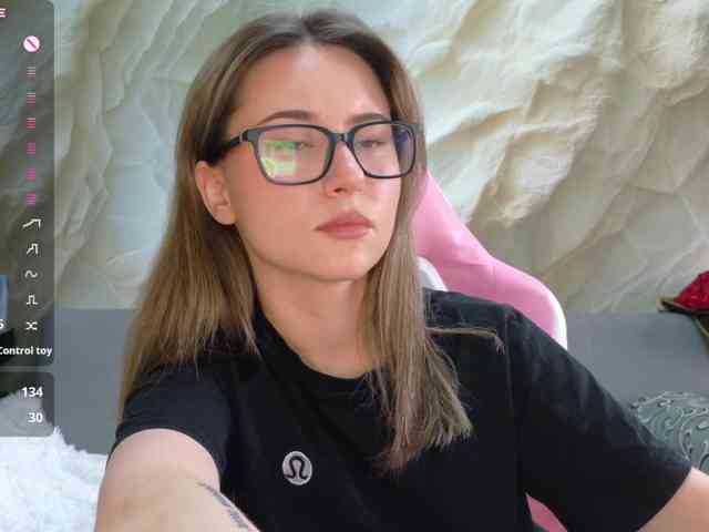 Modella: Unearthly