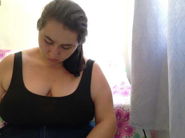 victoria121 live cam on BongaCams