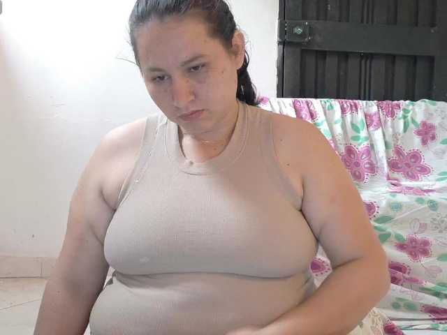 victoria121 live cam on BongaCams
