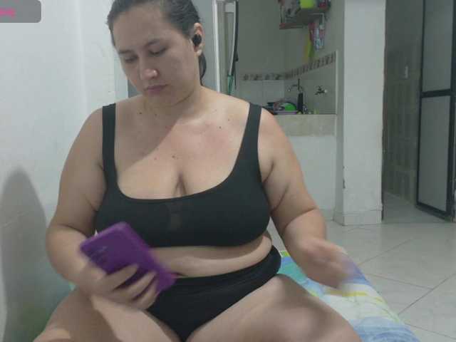 victoria121 live cam on BongaCams