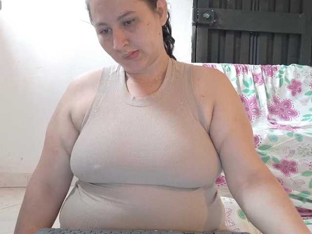 victoria121 live cam on BongaCams