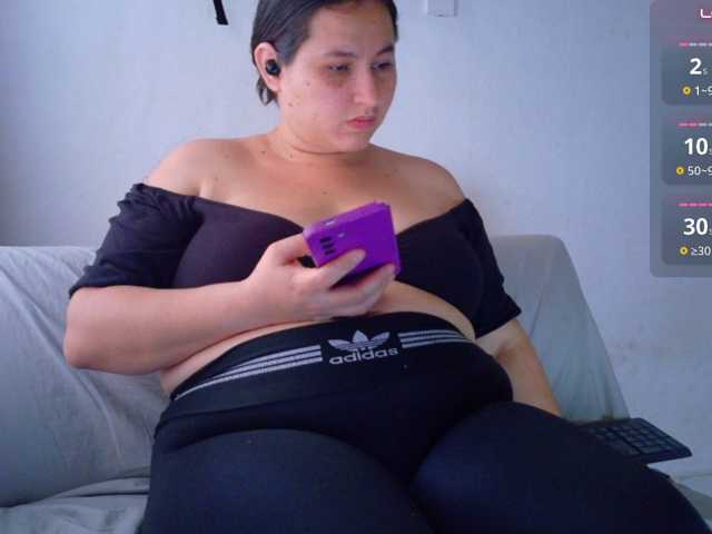 victoria121 live cam on BongaCams