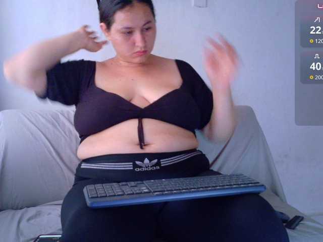victoria121 live cam on BongaCams