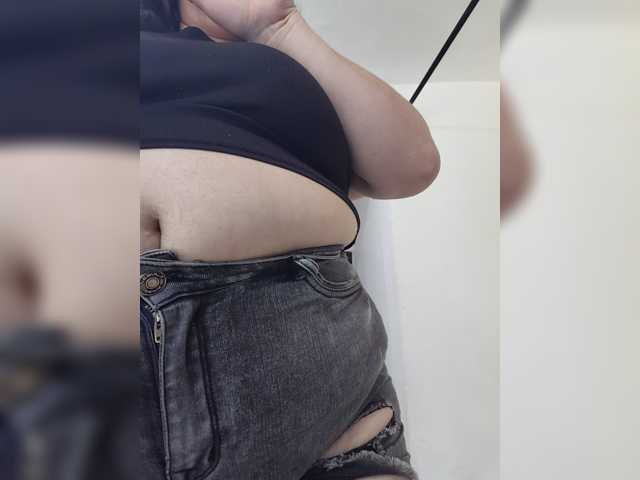 victoria121 live cam on BongaCams