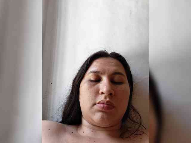 victoria121 webcam