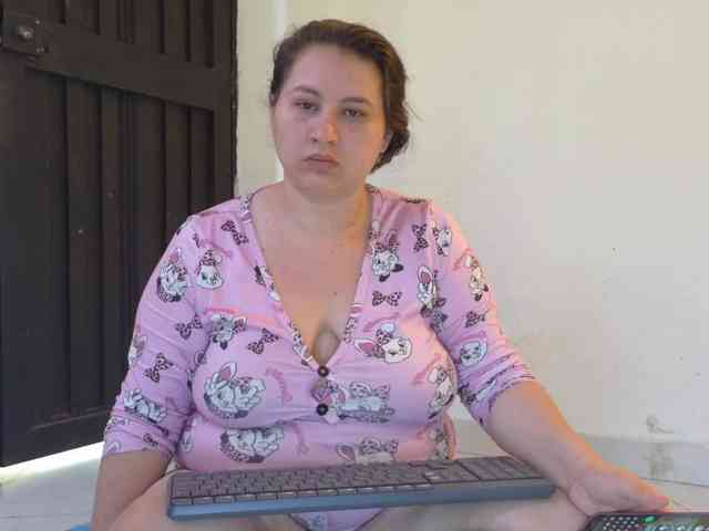 victoria121 webcam