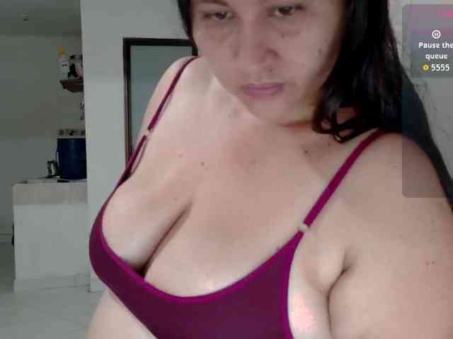 victoria121 webcam