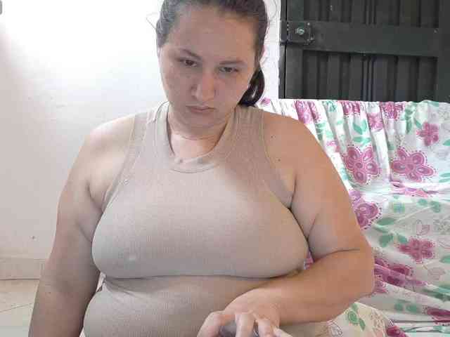 victoria121 webcam