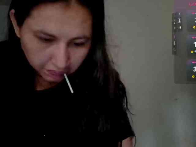 victoria121 webcam