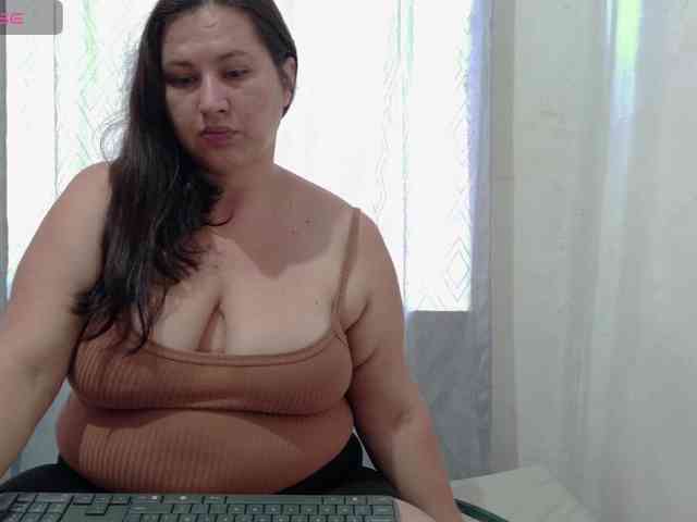 victoria121 webcam