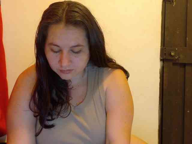 victoria121 webcam