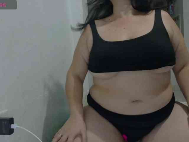 victoria121 webcam