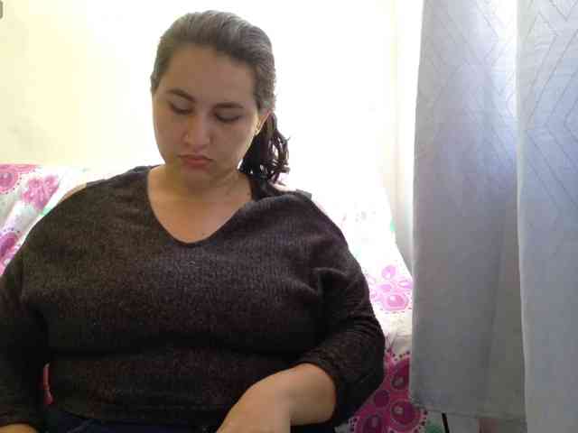 victoria121 webcam