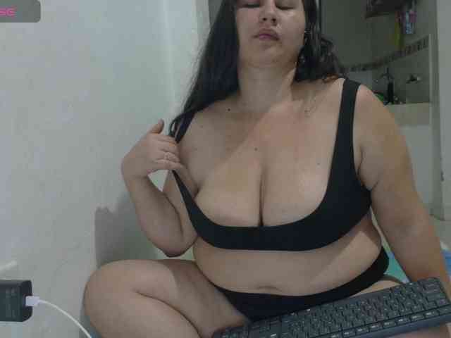 victoria121 webcam