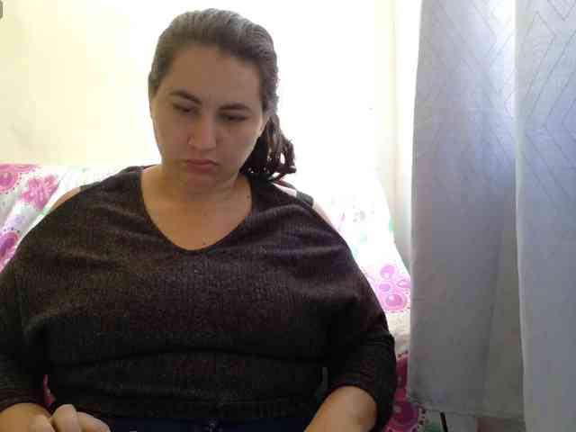 victoria121 webcam