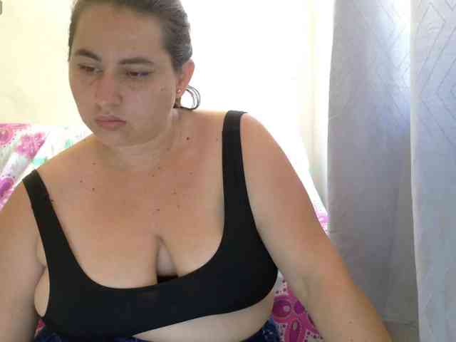 victoria121 webcam