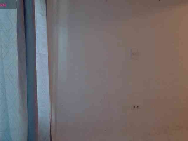 victoria121 webcam