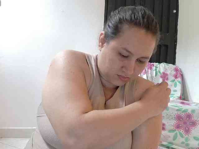 victoria121 webcam