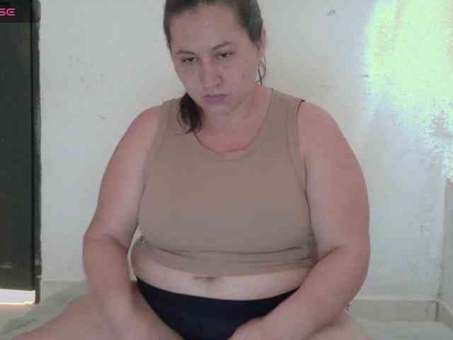 victoria121 webcam