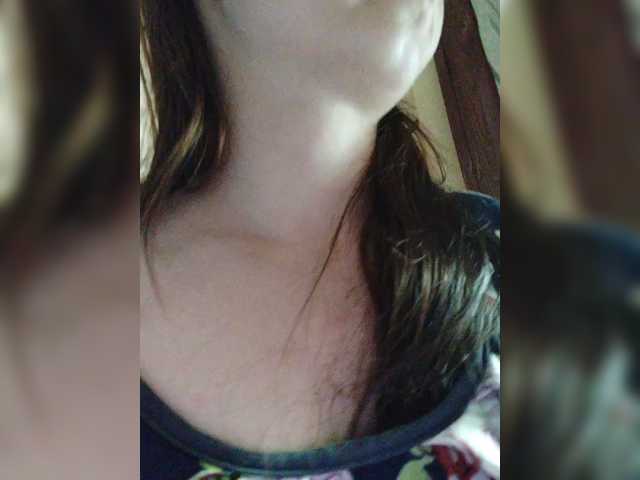 Kisa-malaya live cam on BongaCams