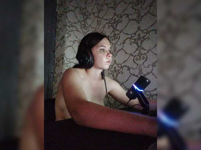 Kisa-malaya live cam on BongaCams