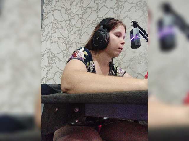 Kisa-malaya live cam on BongaCams