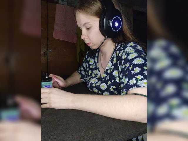 Kisa-malaya's BongaCams show and profile