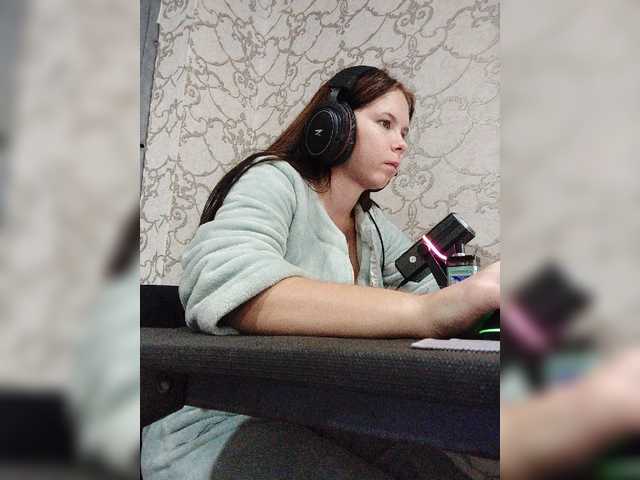 Kisa-malaya live cam on BongaCams