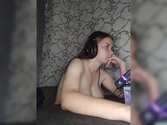 Kisa-malaya live cam on BongaCams