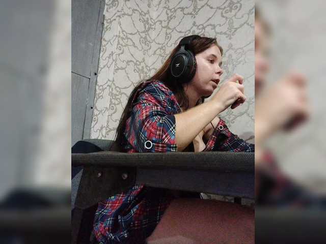 Kisa-malaya live cam on BongaCams