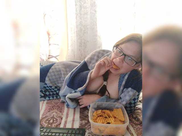 Kisa-malaya live cam on BongaCams